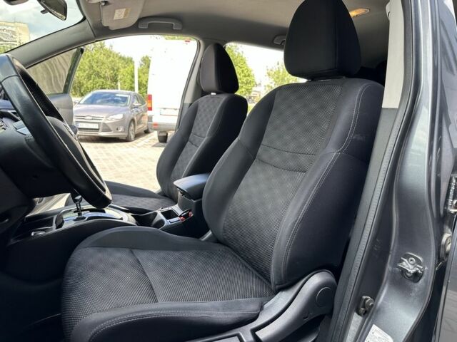 Серый Ниссан Кашкай, объемом двигателя 1.6 л и пробегом 137 тыс. км за 14999 $, фото 7 на Automoto.ua