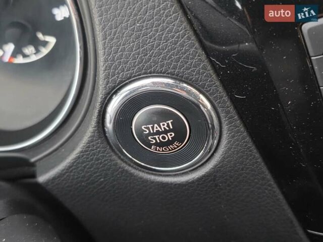 Серый Ниссан Кашкай, объемом двигателя 1.6 л и пробегом 168 тыс. км за 15950 $, фото 88 на Automoto.ua