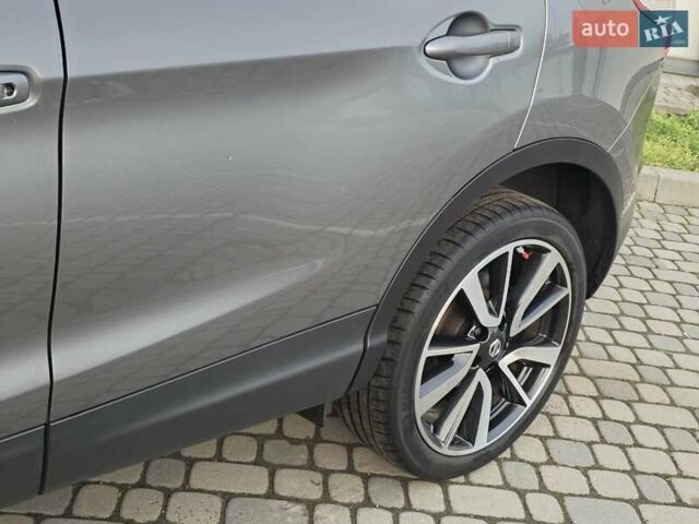 Серый Ниссан Кашкай, объемом двигателя 1.6 л и пробегом 168 тыс. км за 15950 $, фото 31 на Automoto.ua