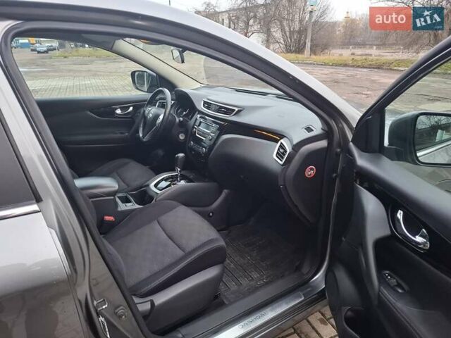 Сірий Ніссан Кашкай, об'ємом двигуна 1.6 л та пробігом 159 тис. км за 16300 $, фото 13 на Automoto.ua