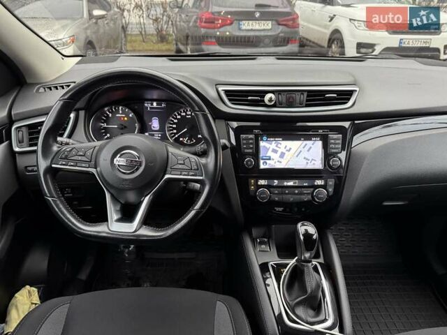 Сірий Ніссан Кашкай, об'ємом двигуна 1.6 л та пробігом 80 тис. км за 19500 $, фото 36 на Automoto.ua