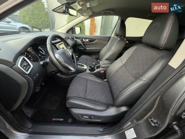 Серый Ниссан Кашкай, объемом двигателя 1.6 л и пробегом 168 тыс. км за 15950 $, фото 73 на Automoto.ua
