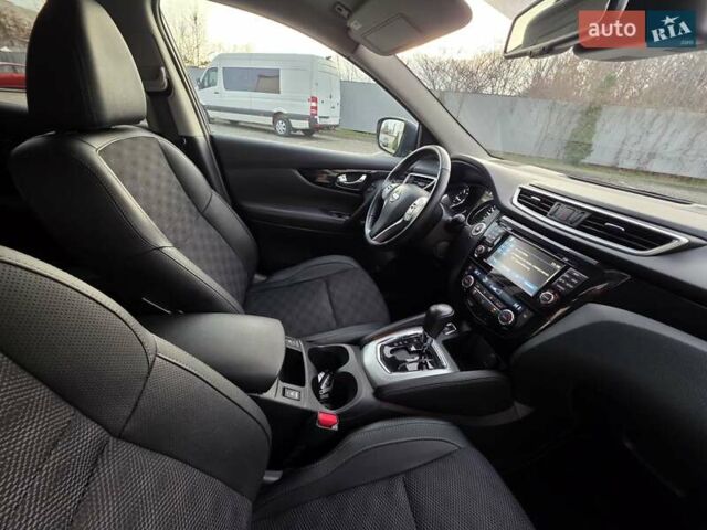 Серый Ниссан Кашкай, объемом двигателя 1.6 л и пробегом 168 тыс. км за 15950 $, фото 52 на Automoto.ua