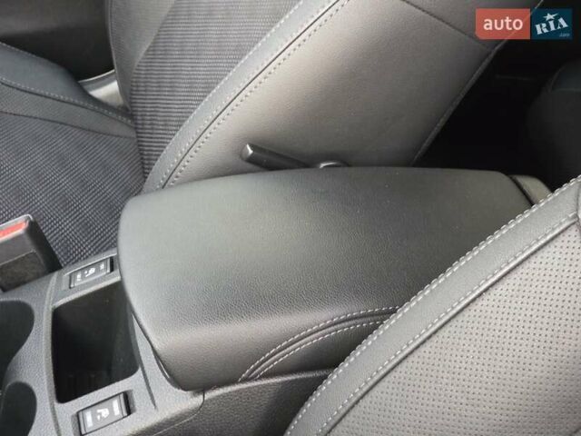 Серый Ниссан Кашкай, объемом двигателя 1.6 л и пробегом 168 тыс. км за 15950 $, фото 82 на Automoto.ua