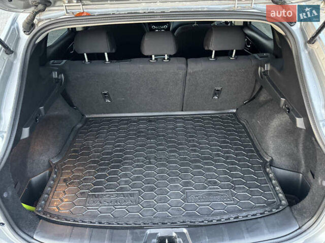 Сірий Ніссан Кашкай, об'ємом двигуна 1.6 л та пробігом 167 тис. км за 17300 $, фото 6 на Automoto.ua