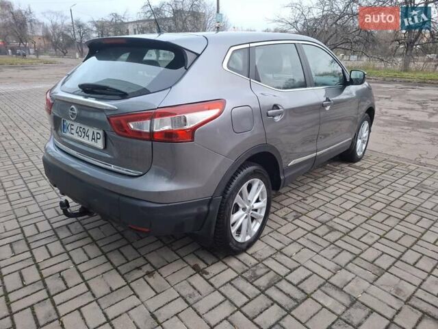 Сірий Ніссан Кашкай, об'ємом двигуна 1.6 л та пробігом 159 тис. км за 16300 $, фото 5 на Automoto.ua