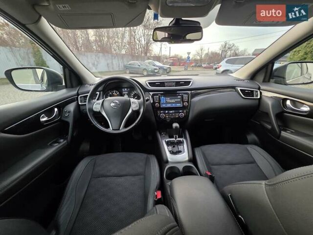 Серый Ниссан Кашкай, объемом двигателя 1.6 л и пробегом 168 тыс. км за 15950 $, фото 67 на Automoto.ua