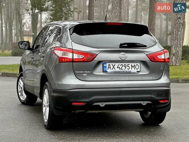 Сірий Ніссан Кашкай, об'ємом двигуна 2 л та пробігом 84 тис. км за 15800 $, фото 4 на Automoto.ua