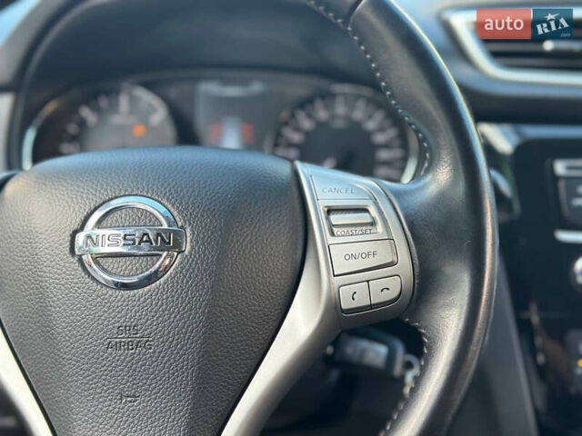 Серый Ниссан Кашкай, объемом двигателя 1.6 л и пробегом 137 тыс. км за 14999 $, фото 37 на Automoto.ua