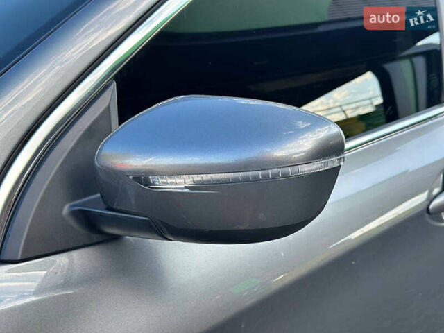 Серый Ниссан Кашкай, объемом двигателя 1.6 л и пробегом 137 тыс. км за 14999 $, фото 41 на Automoto.ua