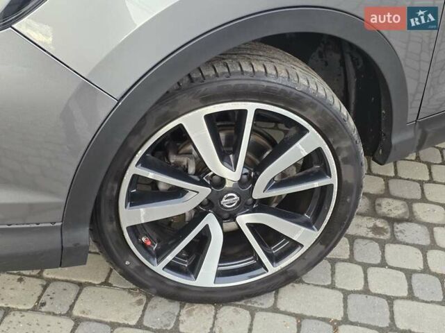 Серый Ниссан Кашкай, объемом двигателя 1.6 л и пробегом 168 тыс. км за 15950 $, фото 28 на Automoto.ua