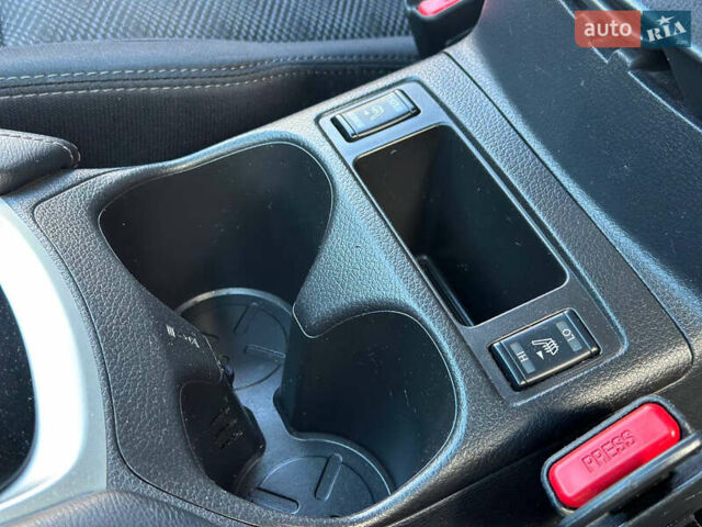 Серый Ниссан Кашкай, объемом двигателя 1.6 л и пробегом 137 тыс. км за 14999 $, фото 21 на Automoto.ua