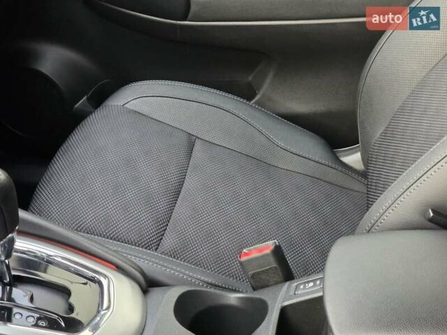 Серый Ниссан Кашкай, объемом двигателя 1.6 л и пробегом 168 тыс. км за 15950 $, фото 85 на Automoto.ua