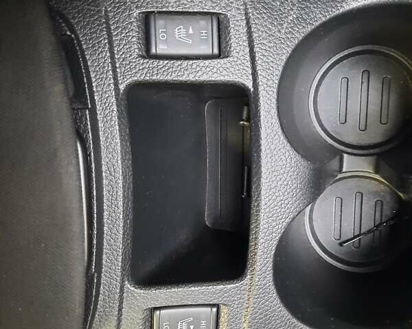 Сірий Ніссан Кашкай, об'ємом двигуна 1.2 л та пробігом 52 тис. км за 14219 $, фото 13 на Automoto.ua