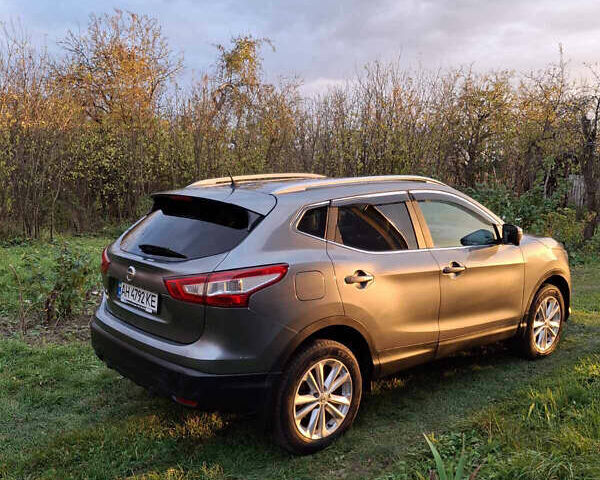 Серый Ниссан Кашкай, объемом двигателя 1.6 л и пробегом 42 тыс. км за 19000 $, фото 3 на Automoto.ua