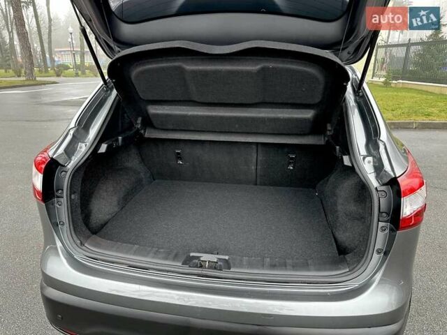 Сірий Ніссан Кашкай, об'ємом двигуна 2 л та пробігом 84 тис. км за 15800 $, фото 21 на Automoto.ua