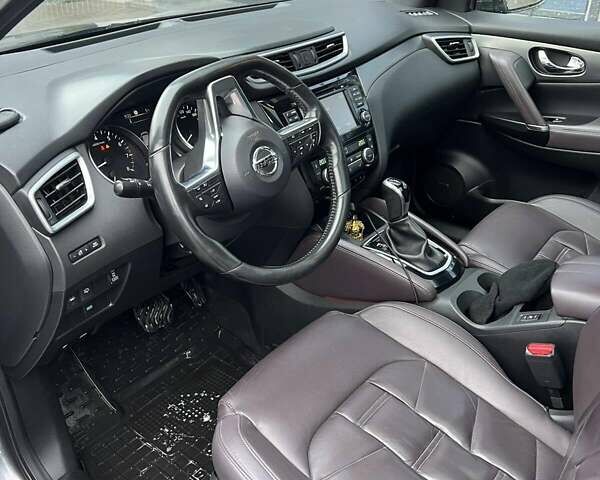 Серый Ниссан Кашкай, объемом двигателя 2 л и пробегом 199 тыс. км за 17999 $, фото 6 на Automoto.ua