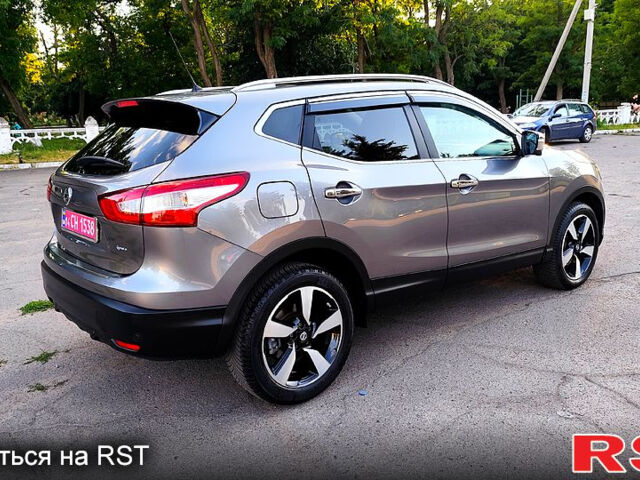 Серый Ниссан Кашкай, объемом двигателя 1.6 л и пробегом 184 тыс. км за 16600 $, фото 4 на Automoto.ua