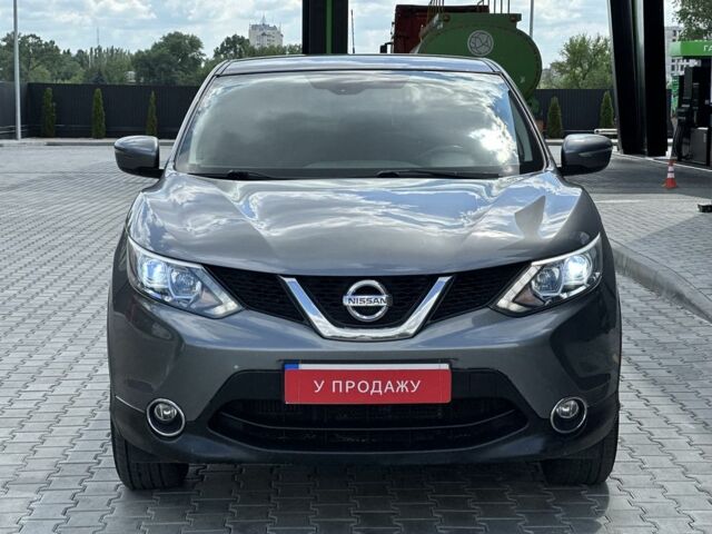Серый Ниссан Кашкай, объемом двигателя 1.6 л и пробегом 137 тыс. км за 14999 $, фото 3 на Automoto.ua