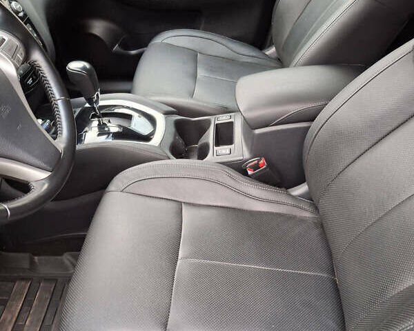 Серый Ниссан Кашкай, объемом двигателя 1.6 л и пробегом 42 тыс. км за 19000 $, фото 8 на Automoto.ua