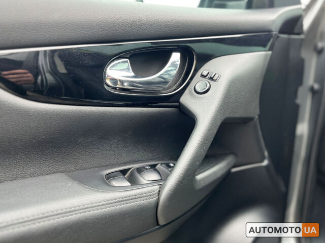 Сірий Ніссан Кашкай, об'ємом двигуна 1.5 л та пробігом 181 тис. км за 19200 $, фото 6 на Automoto.ua