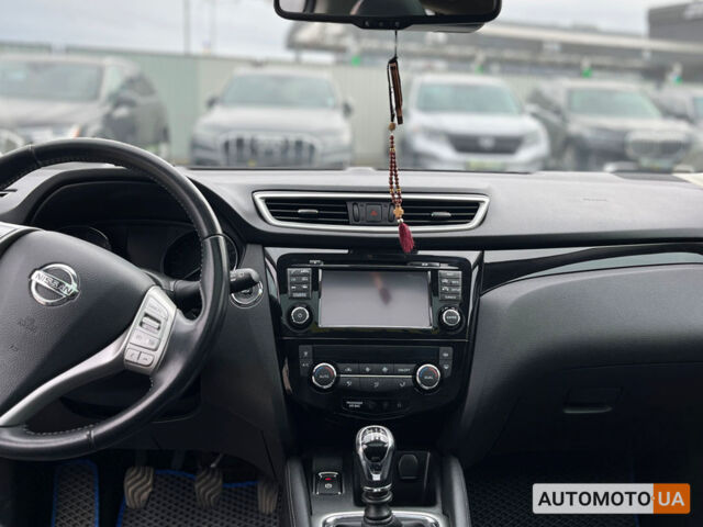 Сірий Ніссан Кашкай, об'ємом двигуна 1.5 л та пробігом 181 тис. км за 19200 $, фото 9 на Automoto.ua