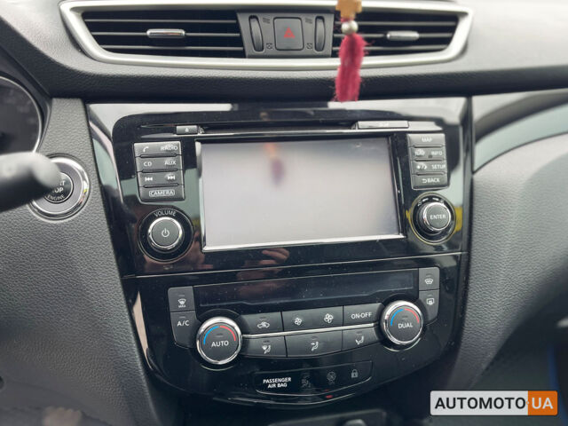 Сірий Ніссан Кашкай, об'ємом двигуна 1.5 л та пробігом 181 тис. км за 19200 $, фото 10 на Automoto.ua