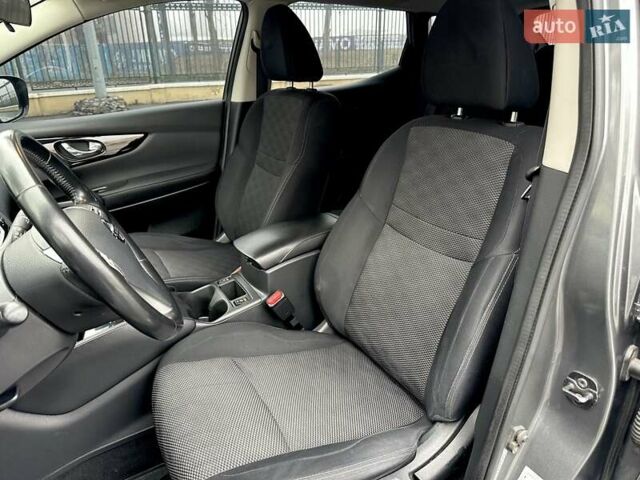 Сірий Ніссан Кашкай, об'ємом двигуна 2 л та пробігом 84 тис. км за 15800 $, фото 16 на Automoto.ua