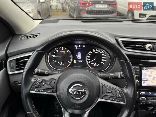 Сірий Ніссан Кашкай, об'ємом двигуна 1.6 л та пробігом 80 тис. км за 19500 $, фото 38 на Automoto.ua