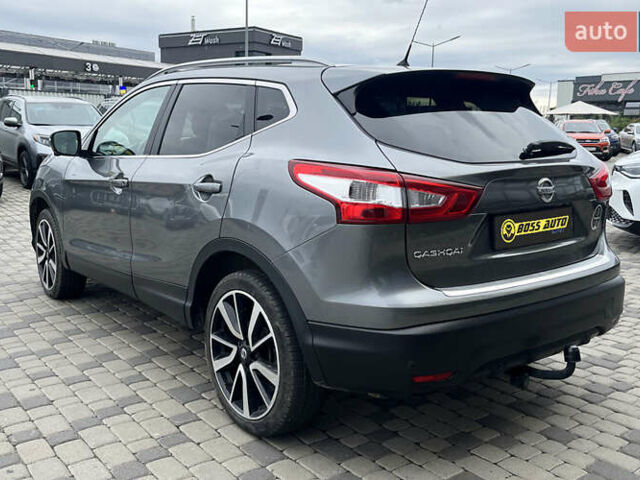 Серый Ниссан Кашкай, объемом двигателя 1.46 л и пробегом 181 тыс. км за 19200 $, фото 3 на Automoto.ua