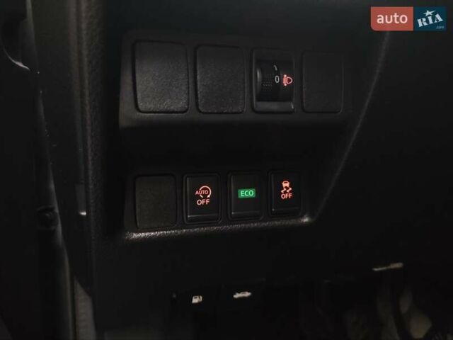 Ниссан Кашкай 2017 в Киеве на Automoto.ua Серый Ниссан Кашкай, объемом двигателя 1.6 л и пробегом 159 тыс. км за 14999 $, фото 17 на Automoto.ua