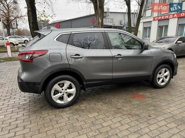 Сірий Ніссан Кашкай, об'ємом двигуна 1.6 л та пробігом 80 тис. км за 19500 $, фото 19 на Automoto.ua
