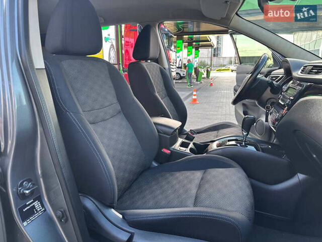 Серый Ниссан Кашкай, объемом двигателя 1.6 л и пробегом 137 тыс. км за 14999 $, фото 29 на Automoto.ua