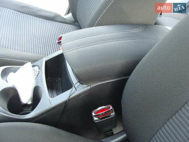 Серый Ниссан Кашкай, объемом двигателя 1.46 л и пробегом 189 тыс. км за 18600 $, фото 23 на Automoto.ua