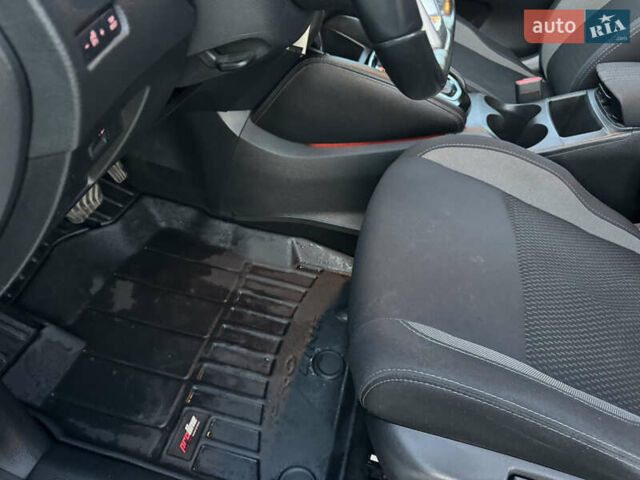 Сірий Ніссан Кашкай, об'ємом двигуна 1.6 л та пробігом 167 тис. км за 17300 $, фото 12 на Automoto.ua