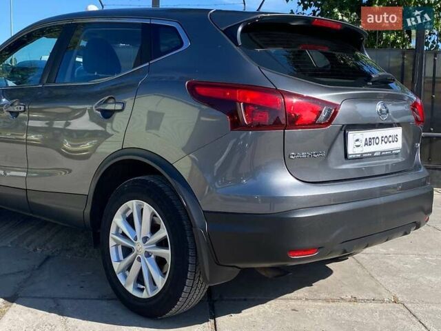 Серый Ниссан Кашкай, объемом двигателя 2 л и пробегом 123 тыс. км за 15690 $, фото 7 на Automoto.ua