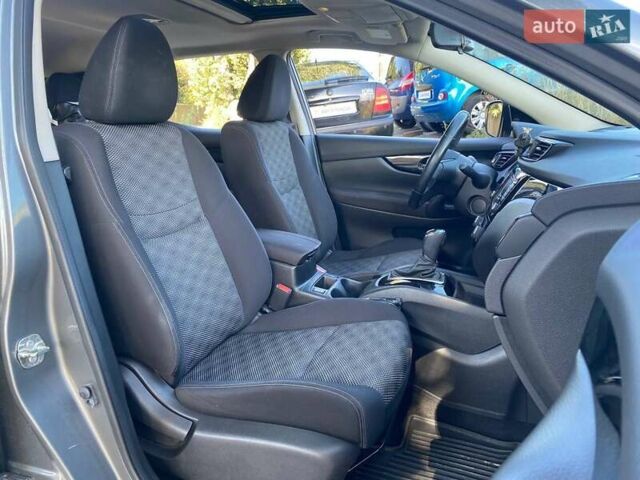 Серый Ниссан Кашкай, объемом двигателя 2 л и пробегом 123 тыс. км за 15690 $, фото 11 на Automoto.ua