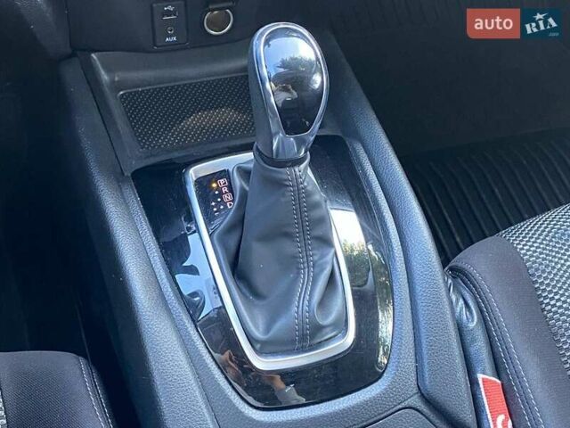 Серый Ниссан Кашкай, объемом двигателя 2 л и пробегом 123 тыс. км за 15690 $, фото 18 на Automoto.ua