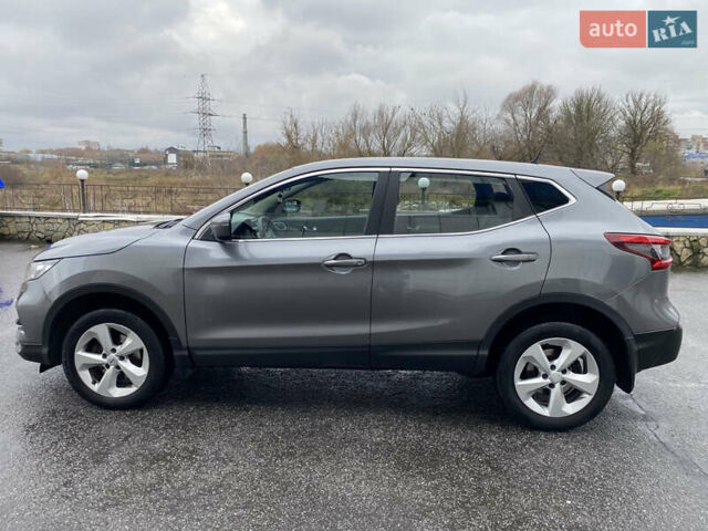 Серый Ниссан Кашкай, объемом двигателя 1.6 л и пробегом 212 тыс. км за 16600 $, фото 1 на Automoto.ua