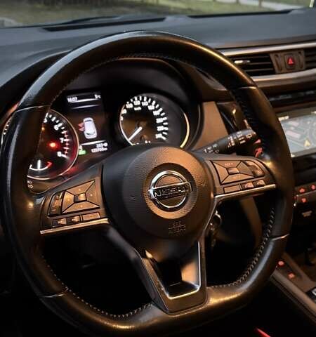 Серый Ниссан Кашкай, объемом двигателя 2 л и пробегом 120 тыс. км за 19000 $, фото 17 на Automoto.ua