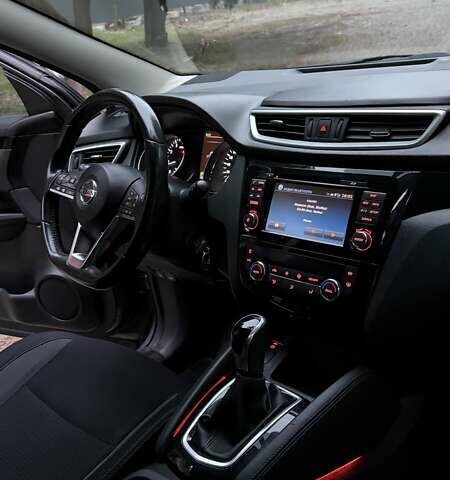 Серый Ниссан Кашкай, объемом двигателя 2 л и пробегом 120 тыс. км за 19000 $, фото 26 на Automoto.ua