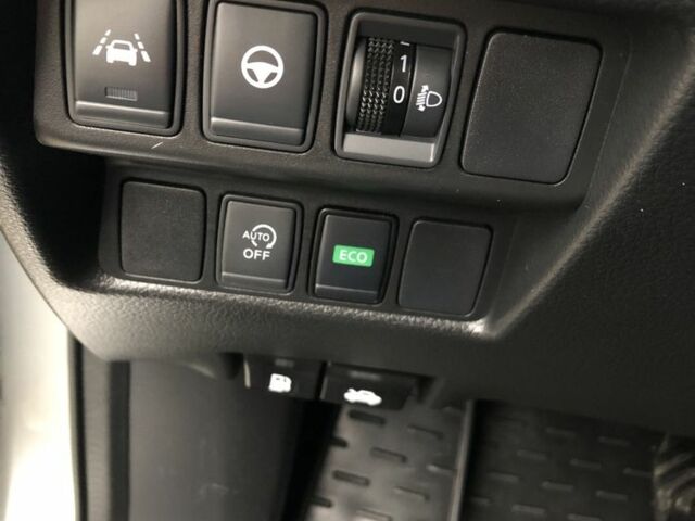 Сірий Ніссан Кашкай, об'ємом двигуна 1.5 л та пробігом 142 тис. км за 21300 $, фото 5 на Automoto.ua