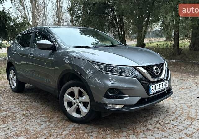 Серый Ниссан Кашкай, объемом двигателя 2 л и пробегом 120 тыс. км за 19000 $, фото 4 на Automoto.ua