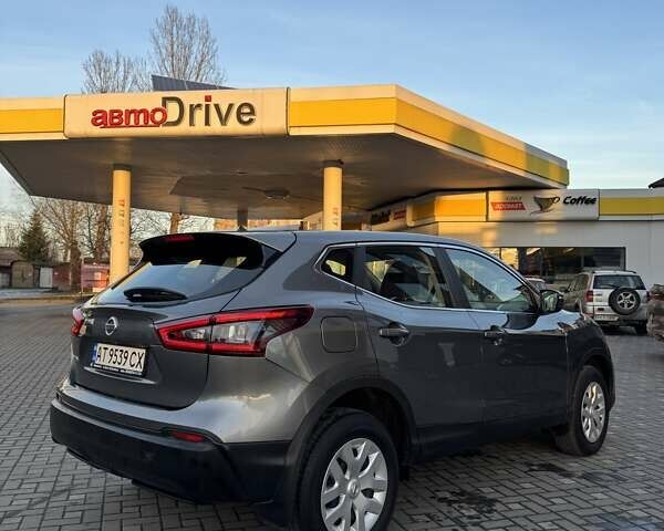 Сірий Ніссан Кашкай, об'ємом двигуна 1.6 л та пробігом 19 тис. км за 21500 $, фото 5 на Automoto.ua