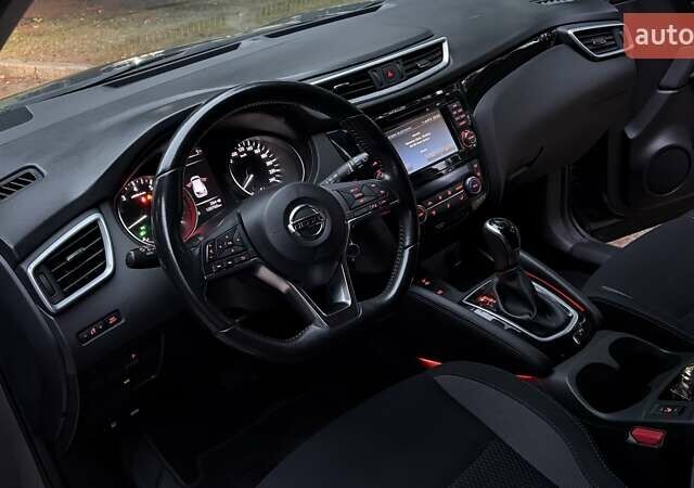 Серый Ниссан Кашкай, объемом двигателя 2 л и пробегом 120 тыс. км за 19000 $, фото 12 на Automoto.ua