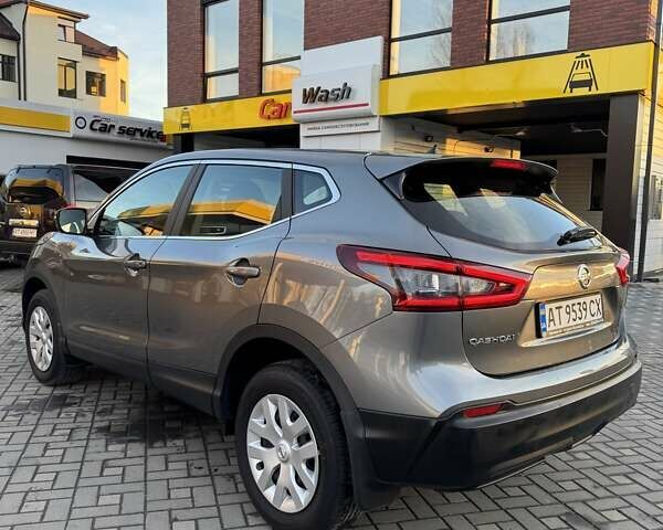 Сірий Ніссан Кашкай, об'ємом двигуна 1.6 л та пробігом 19 тис. км за 21500 $, фото 6 на Automoto.ua