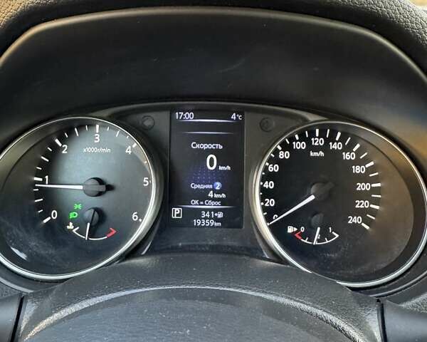 Сірий Ніссан Кашкай, об'ємом двигуна 1.6 л та пробігом 19 тис. км за 21500 $, фото 13 на Automoto.ua