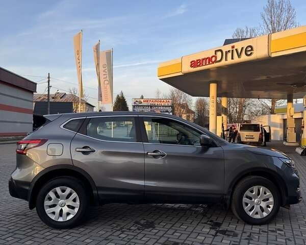 Сірий Ніссан Кашкай, об'ємом двигуна 1.6 л та пробігом 19 тис. км за 21500 $, фото 4 на Automoto.ua