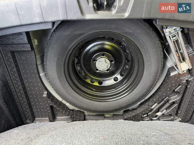 Серый Ниссан Кашкай, объемом двигателя 1.6 л и пробегом 148 тыс. км за 18300 $, фото 28 на Automoto.ua