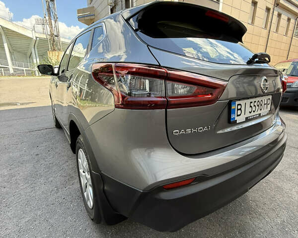 Серый Ниссан Кашкай, объемом двигателя 1.2 л и пробегом 79 тыс. км за 15999 $, фото 8 на Automoto.ua
